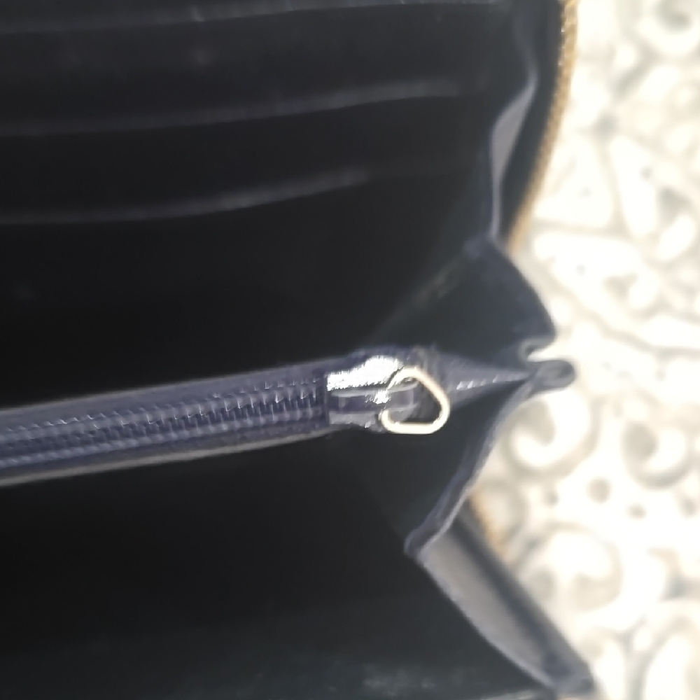 Gucci Navy Blue Wallet - Picture 8 of 9